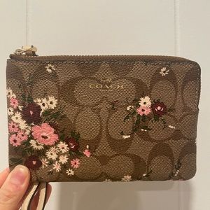 Coach wallet! Lovely pattern!